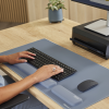 Fellowes Breyta wrist rest Silicone Marine 100142577 100142577
